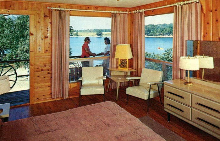 Sojourn Lakeside Resort (Gay El Rancho Ranch, El Rancho Stevens Ranch) - Vintage Postcard (newer photo)